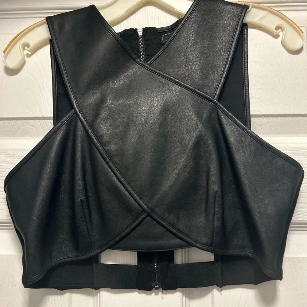 BCBGMAXAZRIA leather crop - Picture 3 of 3